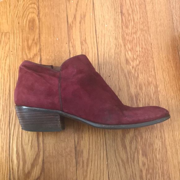 Sam Edelman Suede Petty Booty Maroon - Picture 2 of 7